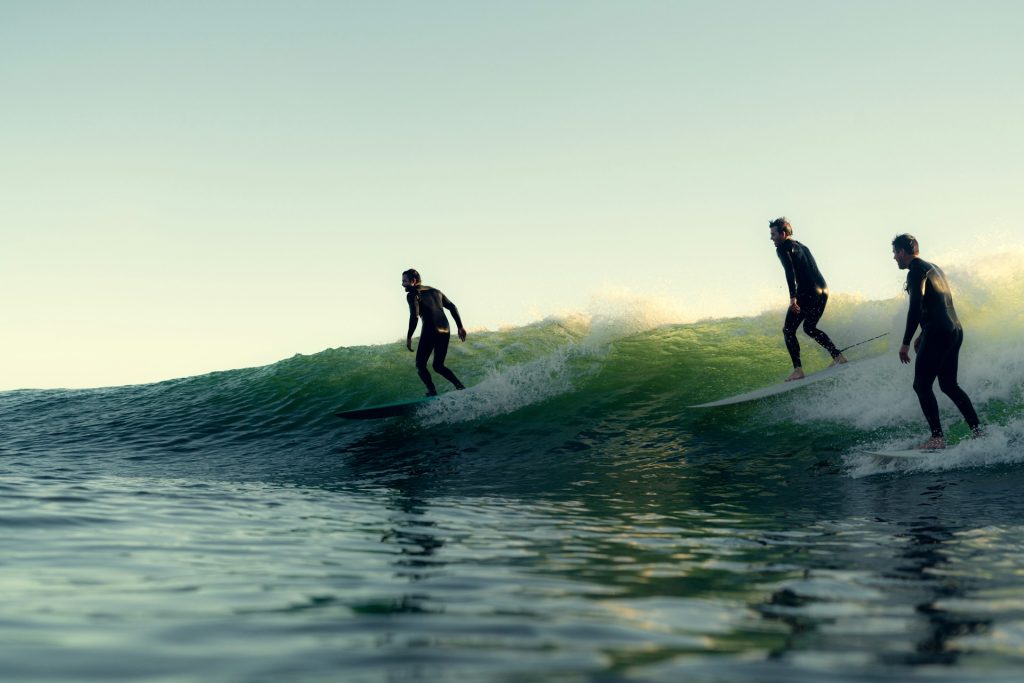 surf camp in bali - flowstate